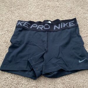nike pro 3 inch medium